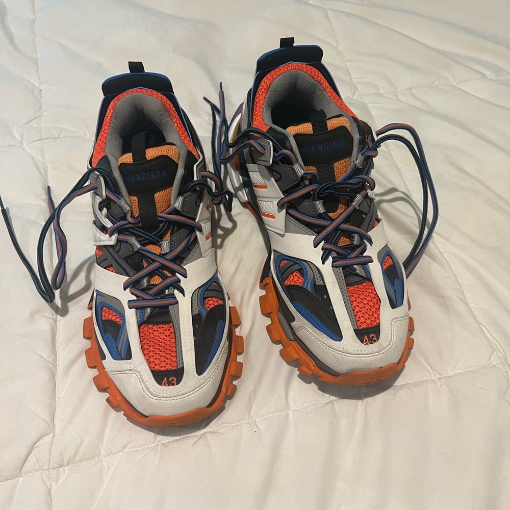 Balenciagas track shoes size 10